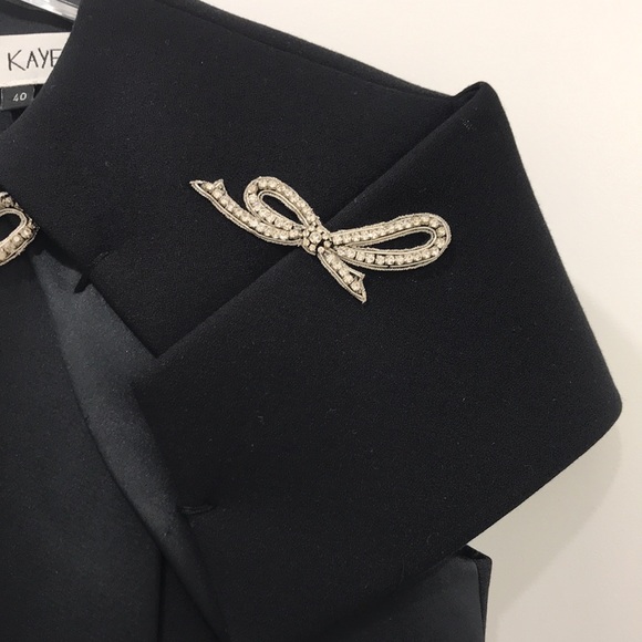 Dice kayek designer dress with embellishments - Picture 6 of 9